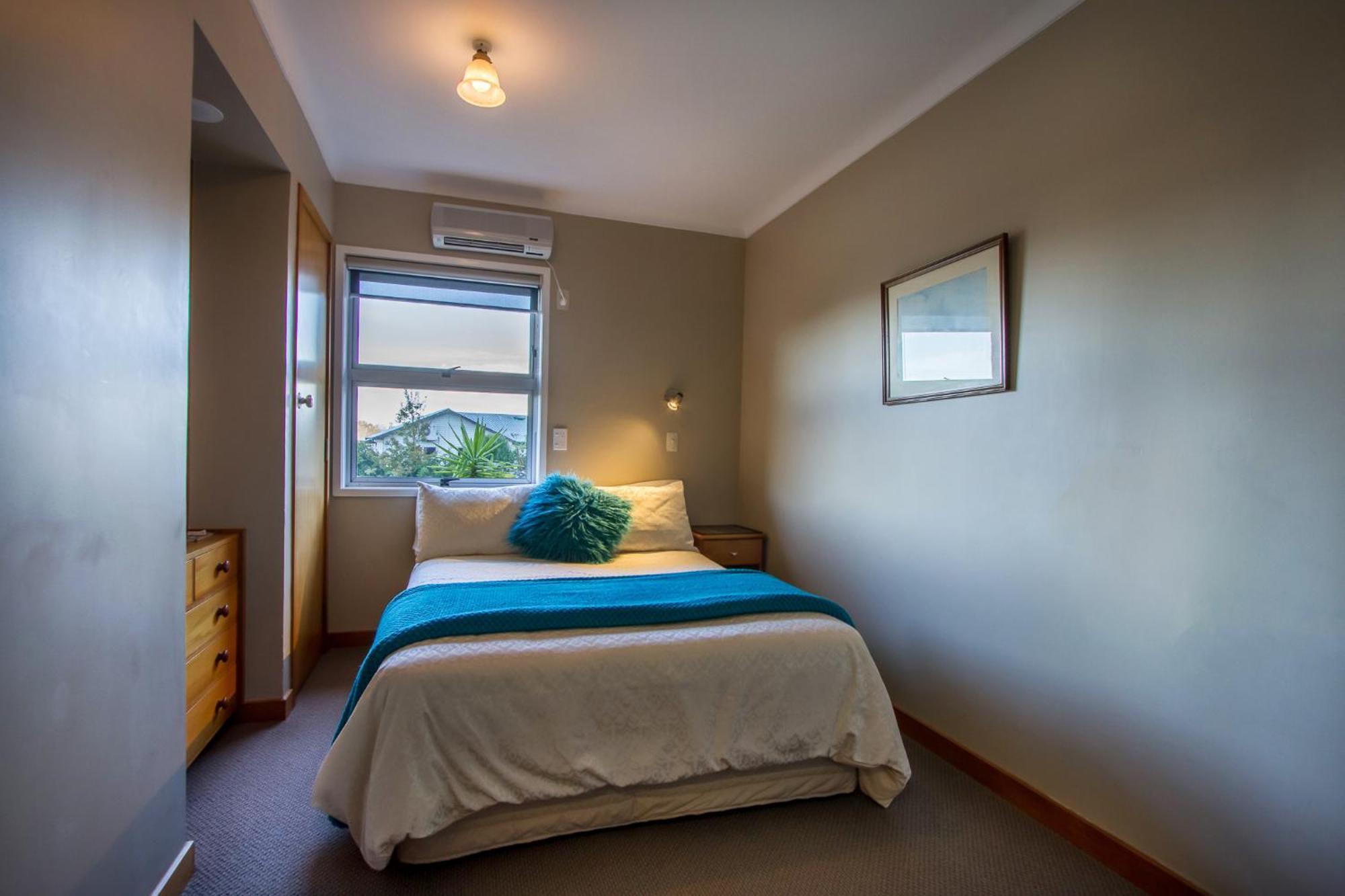 The Nunnery Hotel Te Aroha Exterior photo